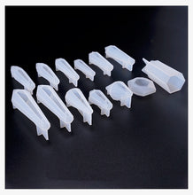 Load image into Gallery viewer, Crystal Point Quartz Shard Silicone Molds