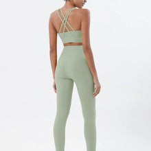 Load image into Gallery viewer, 2 Pieces Women Yoga Set - Quick-Dry Breathable Bra &amp; Leggings with Pocket
