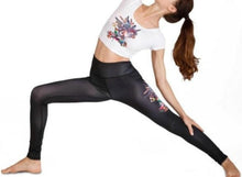 Load image into Gallery viewer, Woman Yoga Set 2 Pieces
