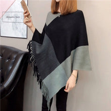 Load image into Gallery viewer, Knitted Women Shawk Poncho
